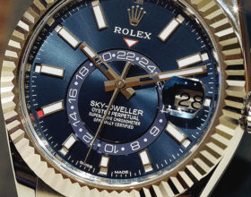 Rolex Sky-Dweller: annual calendar and GMT function rolex sky dweller annual calendar and gmt function