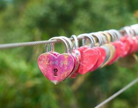 How to Tell Someone You Love Them: 7 Tips How to Tell Someone You Love Them: 7 Tips